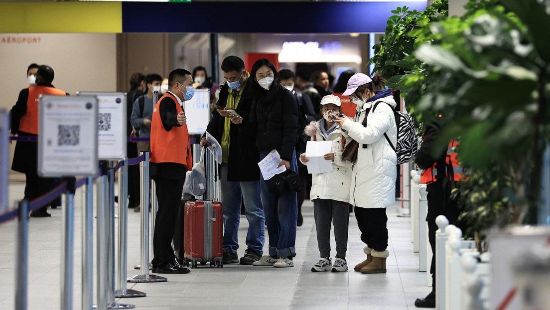 La UE recomienda exigir pruebas negativas de covid a los viajeros llegados de China