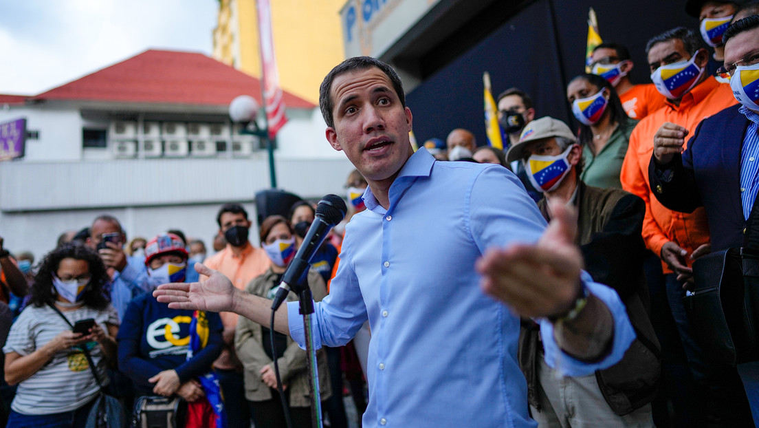 Por qué el fin del 'interinato' de Guaidó no le quita el pesado lastre a la oposición venezolana