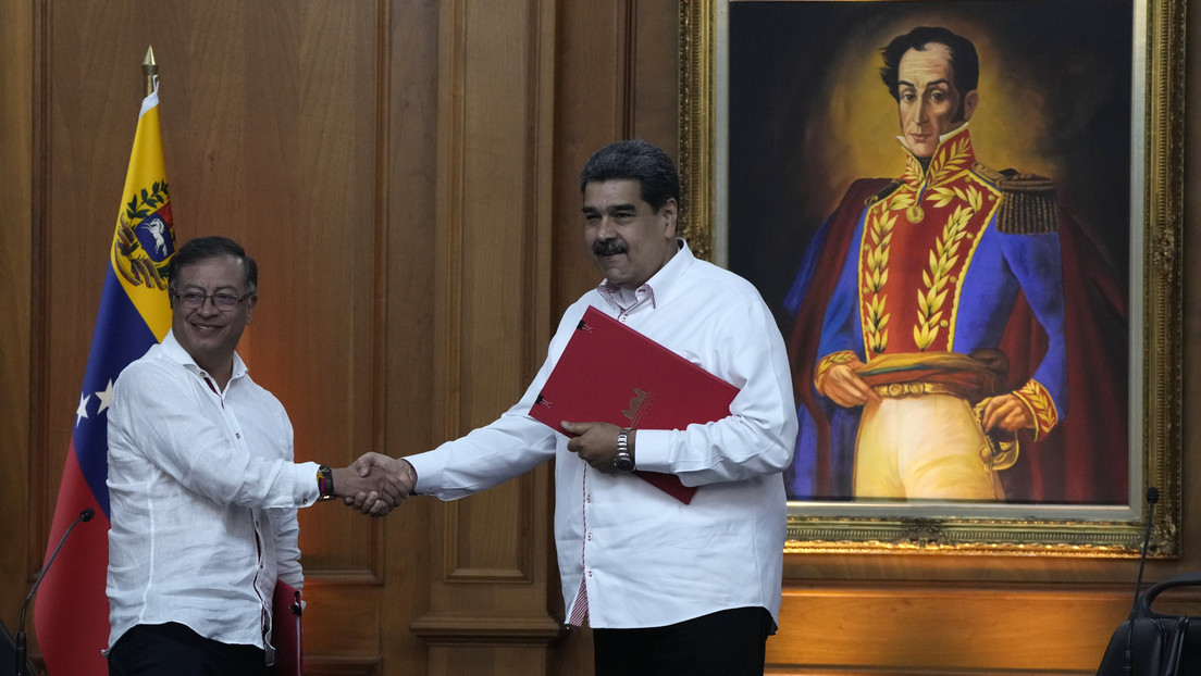 Petro mantendrá una reunión extraordinaria con Maduro este sábado