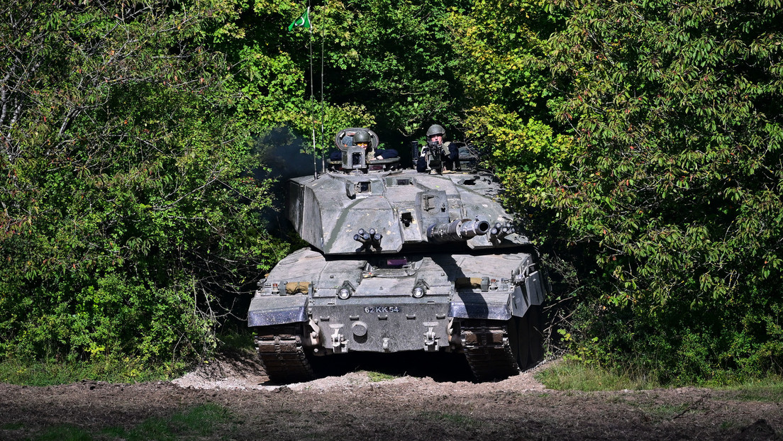 El Reino Unido anuncia planes de suministrar tanques a Ucrania tras una decisión similar de Polonia