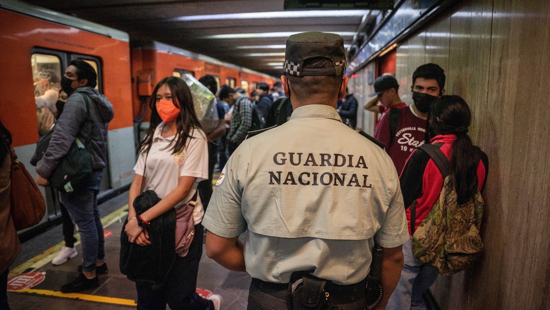 VIDEO: La Guardia Nacional comienza a vigilar el metro de la Ciudad de México