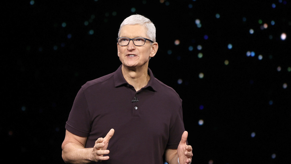 Apple baja un 40 % el sueldo de Tim Cook ante las preocupaciones de los accionistas