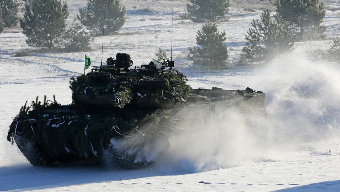 Alemania califica de "ilegal" la entrega de tanques Leopard a Ucrania sin aprobación de Berlín
