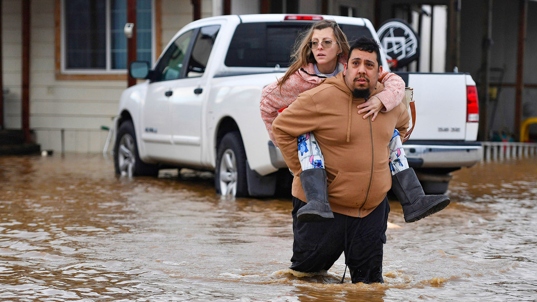 Decenas de muertos a causa de tormentas e inundaciones en California (FOTOS, VIDEOS)