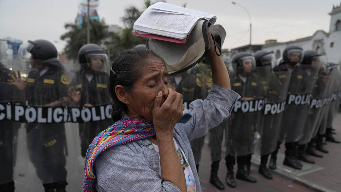 Más Fallecidos Tras Protestas En Perú: Queman En Macusani La Sede Del ...