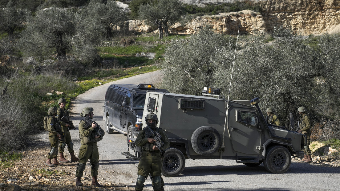 Israel investiga la muerte de un palestino que fue rociado con gas pimienta y tiroteado