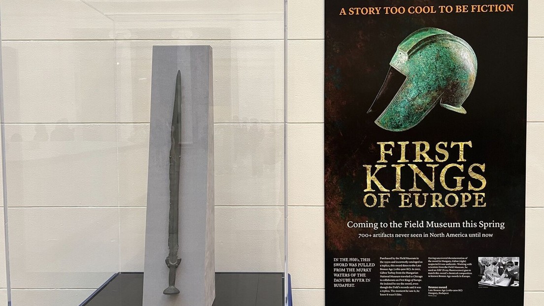 La réplica de una espada antigua de 3.000 años descubierta en Hungría resulta ser la original