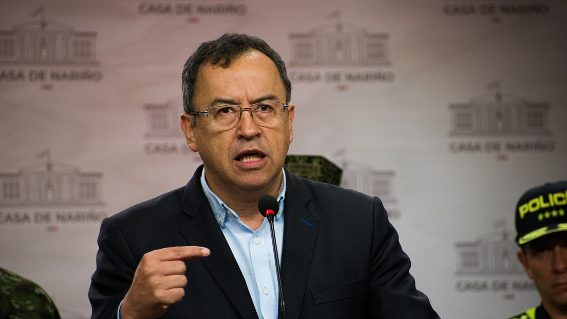 Ministro de Interior de Colombia celebra la mejora "sustancial" del clima de diálogo con el ELN