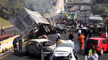 Fallece un niño y al menos 10 personas resultan heridas tras un accidente vial en México