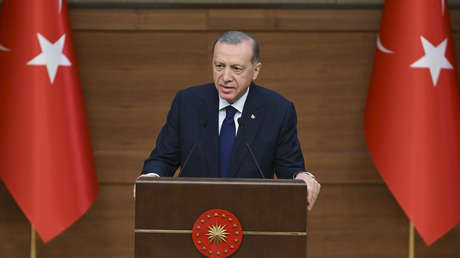 ¿Y los 'chalecos amarillos' no son "apóstoles de la democracia"?: Erdogan desenmascara la actitud hipócrita de Occidente