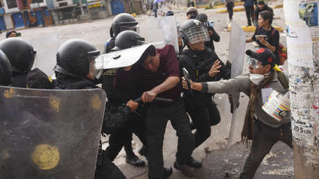 VIDEOS: Al menos un muerto y 34 heridos en una nueva jornada de protestas en Perú