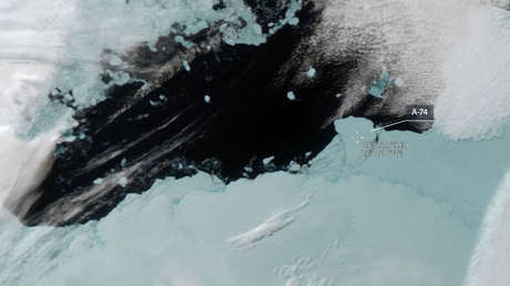 Los satélites de Roscosmos captan un iceberg gigante desprendido en la Antártida