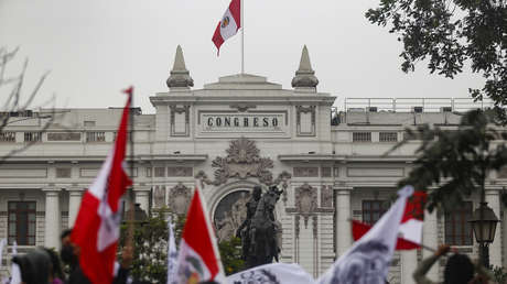 Congreso de Perú vuelve a debatir el adelanto de comicios y Boluarte da un 'ultimátum': ¿ahora qué?
