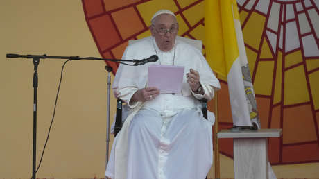Papa Francisco: "África no es una mina que explotar ni una tierra que saquear"