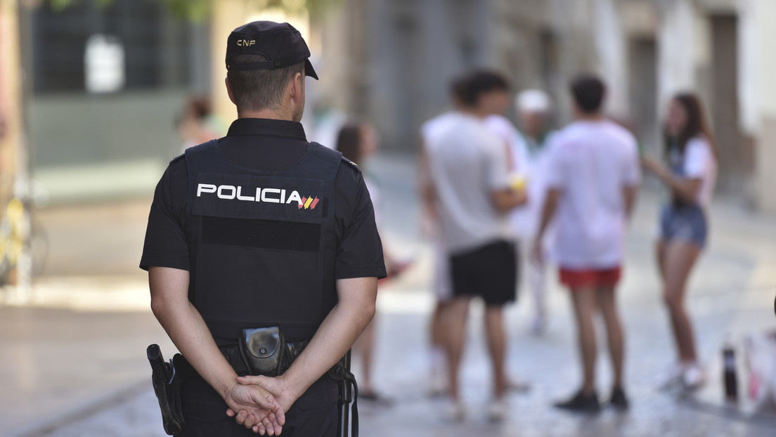 5 mujeres denuncian a un policía encubierto que las sedujo para infiltrarse en el activismo de Barcelona