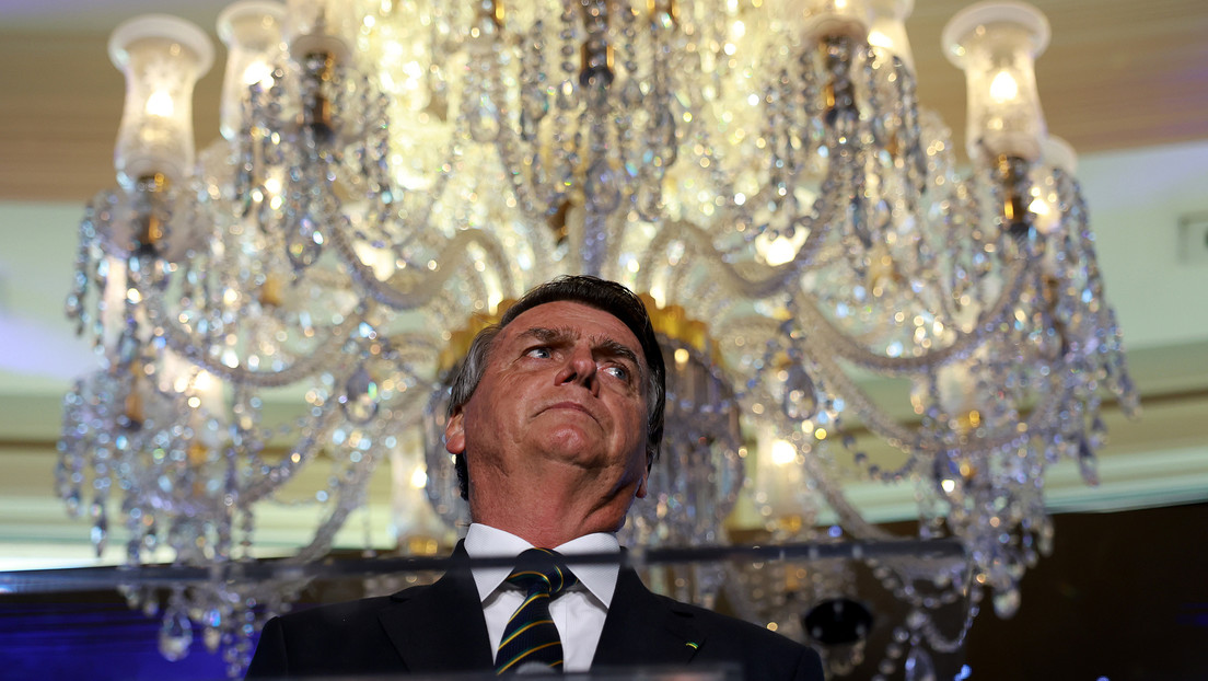 Bolsonaro dice que tiene previsto regresar a Brasil en las próximas semanas