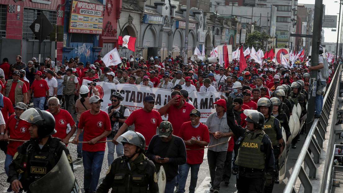 Confirman un nuevo fallecido en Perú y ya suman 48 los civiles muertos por la represión