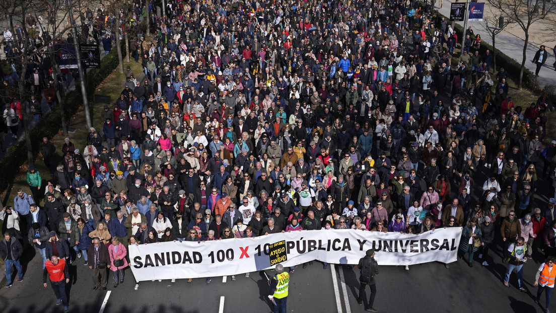 Cientos de miles de personas salen a las calles de Madrid en defensa de la sanidad pública (VIDEO)