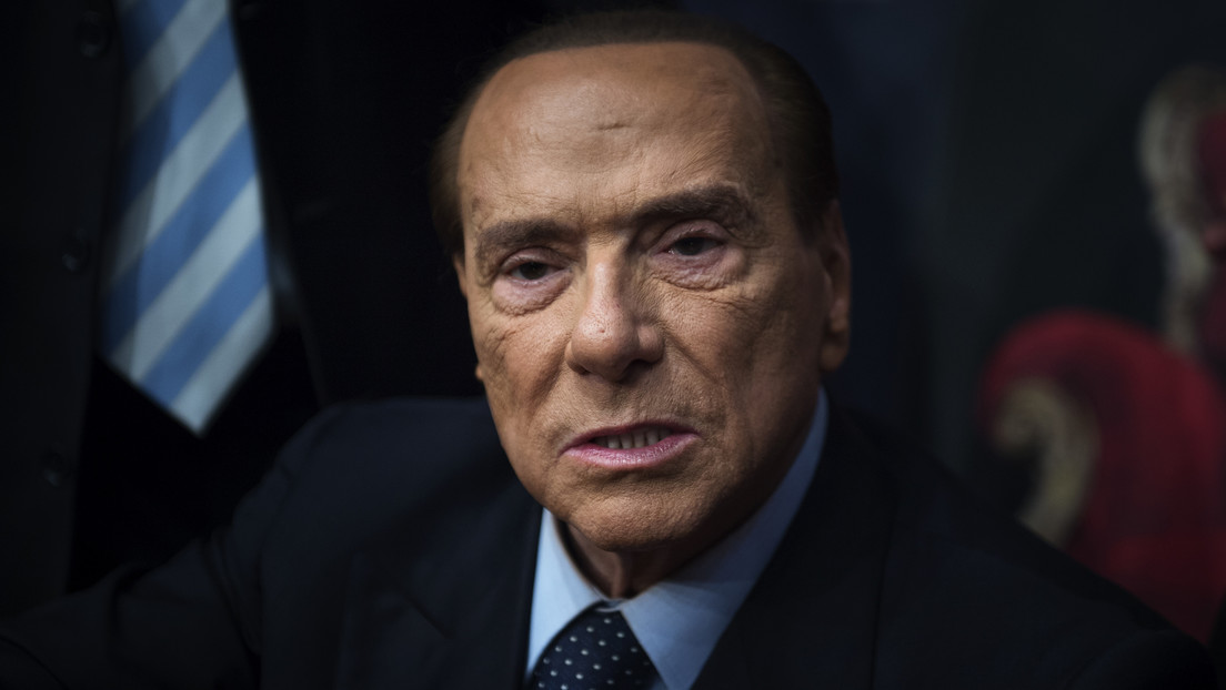 Berlusconi sobre Zelenski: "Le bastaba con dejar de atacar" a Donbass