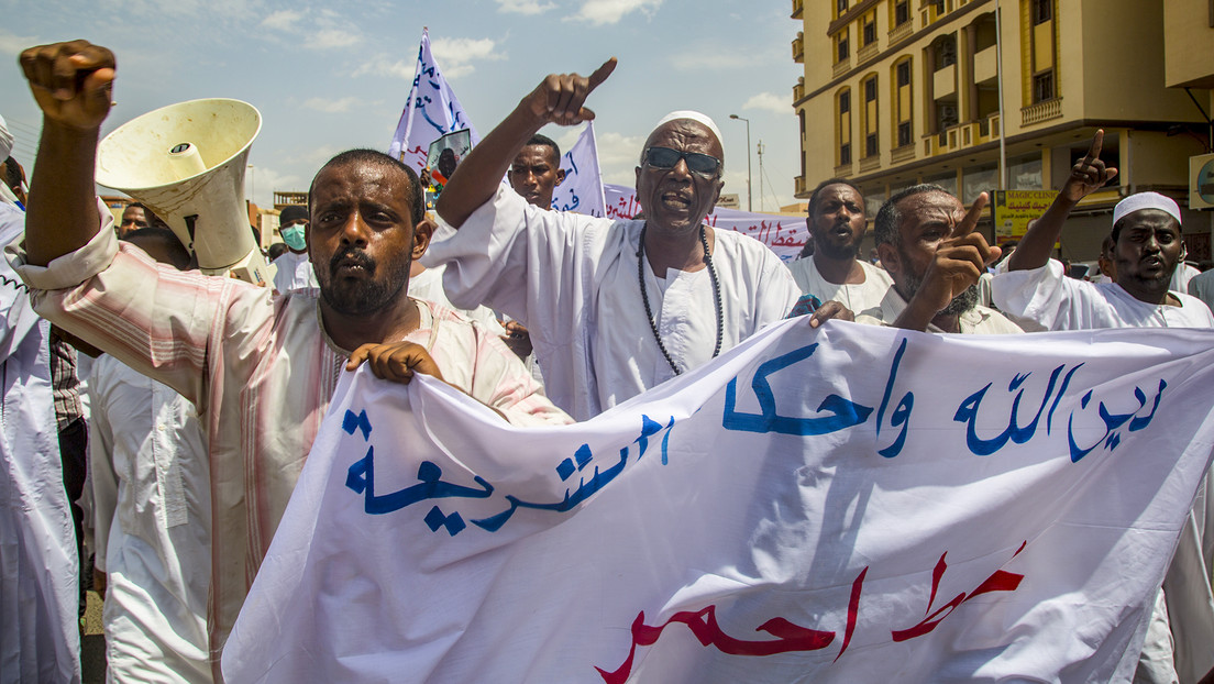 Sentencian a tres sudaneses a amputación de las manos por robar
