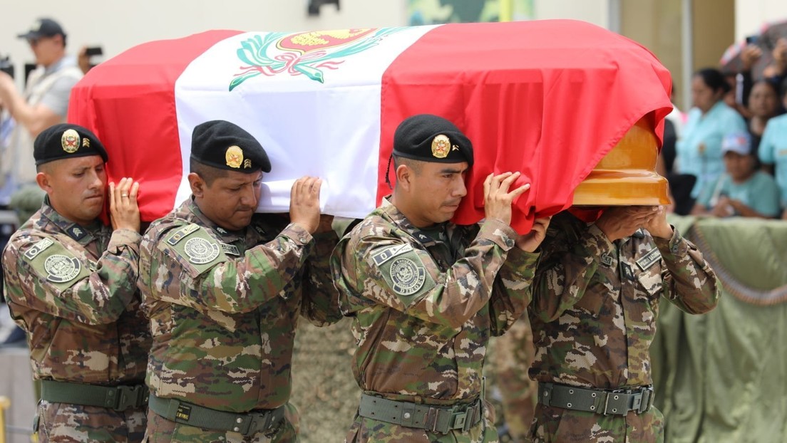 Jefe antiterrorismo de Perú culpa a alias 'Carlos' por la muerte de siete policías en el Vraem