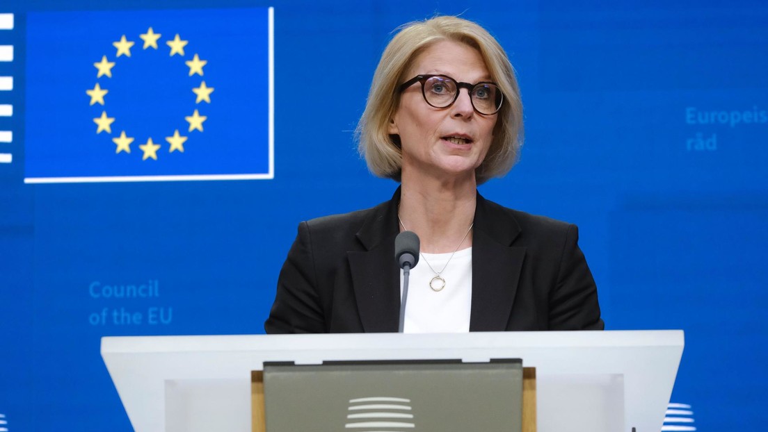 Ministra de Finanzas sueca admite que la UE "no sabe exactamente" los efectos de sus sanciones en Rusia (VIDEO)