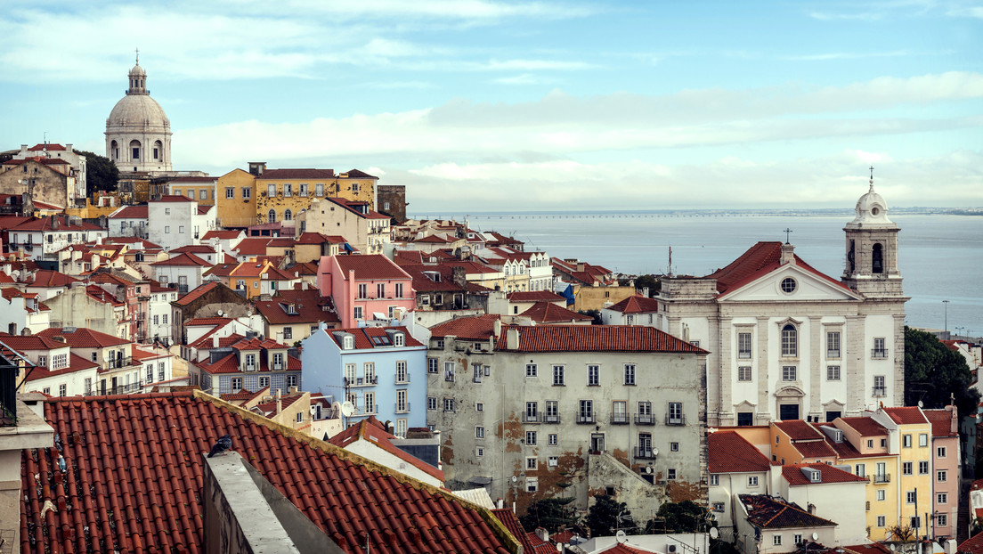 Portugal decide eliminar su programa de 'visas doradas' por la crisis inmobiliaria