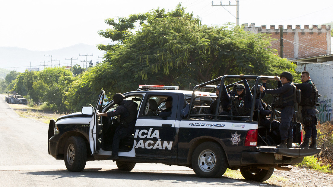 El Cártel de Jalisco Nueva Generación y Los Viagras se enfrentan a balazos en Michoacán (VIDEOS)