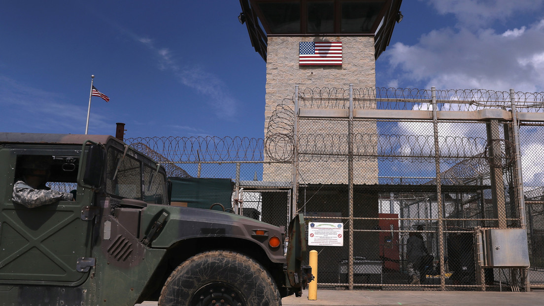 Repatrían a dos pakistaníes detenidos en Guantánamo durante 20 años sin cargos
