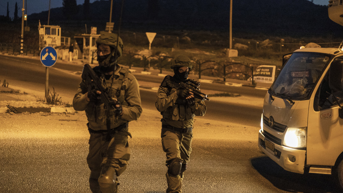 Amotinamiento en Cisjordania: un palestino muerto, cientos de heridos y varios vehículos y viviendas quemados