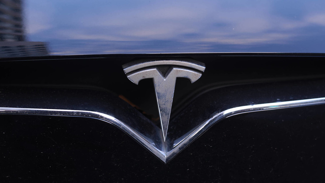Accionistas demandan a Tesla por "actos ilícitos y omisiones" en su tecnología de conducción autónoma