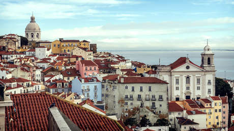 Portugal decide eliminar su programa de 'visas doradas' por la crisis inmobiliaria