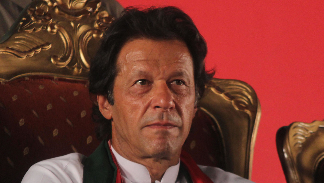 Un tribunal pakistaní dicta orden de arresto contra el exprimer ministro Imran Khan