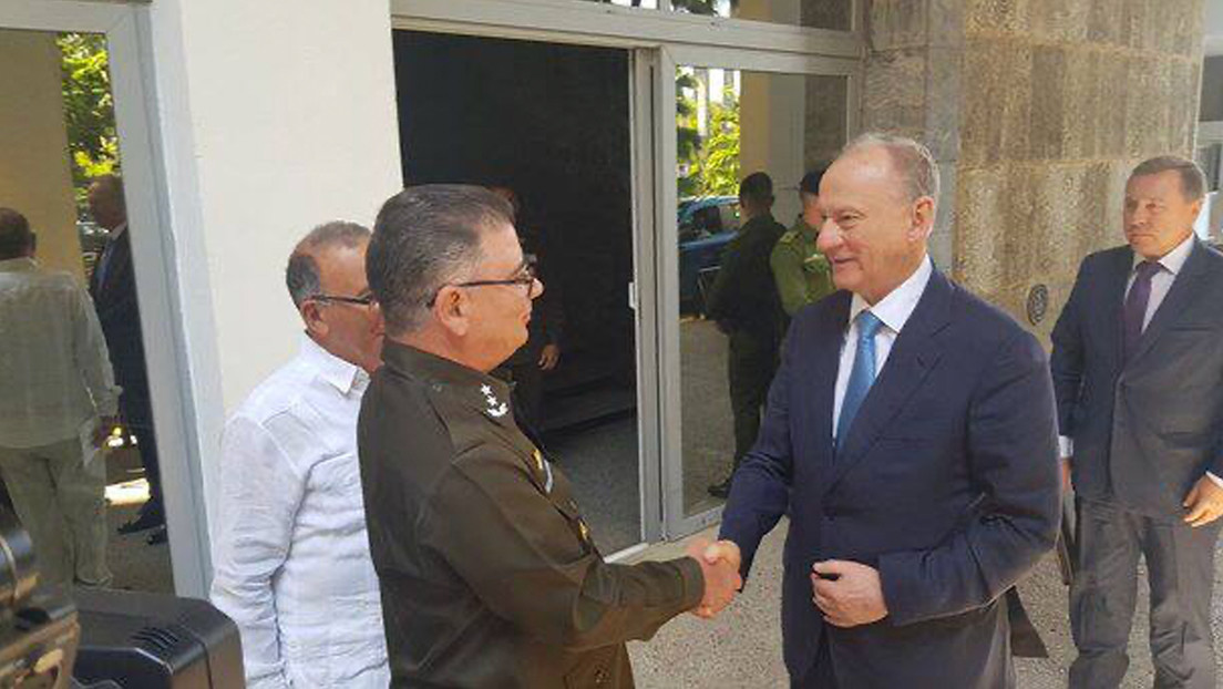 El jefe del Consejo de Seguridad ruso aborda en Cuba las 'revoluciones' apoyadas desde el extranjero