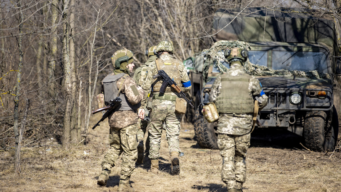China: "Una mano invisible impulsa el conflicto en Ucrania"