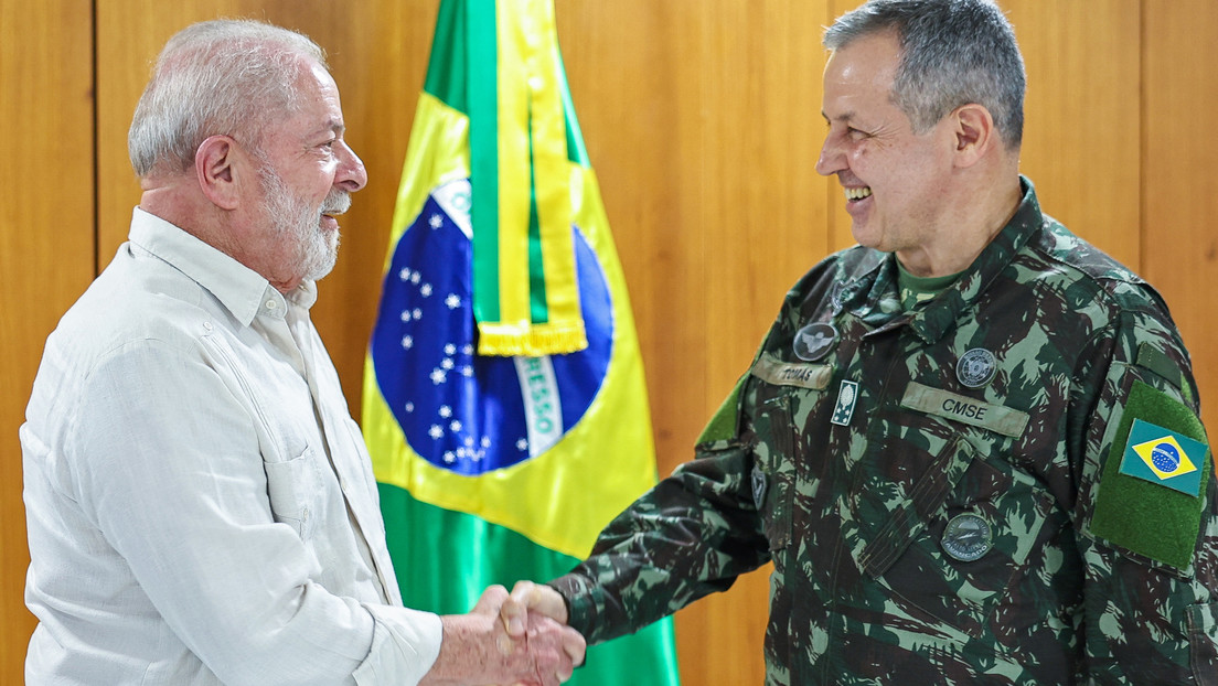 Desmilitarizar el gobierno y despolitizar cuarteles: la clara apuesta de Lula en Brasil