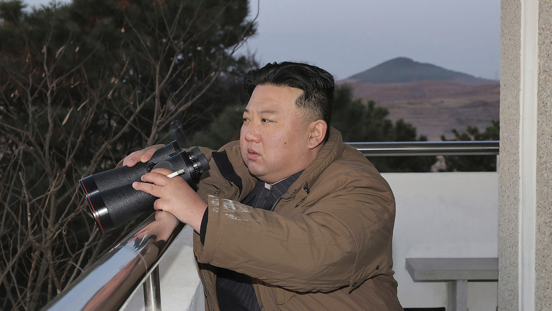 Kim Jong-un llama a "infundir miedo en los enemigos" y a "reforzar la disuasión nuclear"
