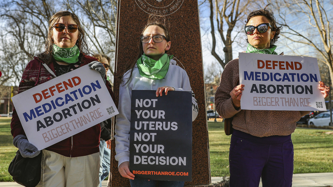 Wyoming se convierte en el primer estado de EE.UU. en prohibir el uso de píldoras abortivas