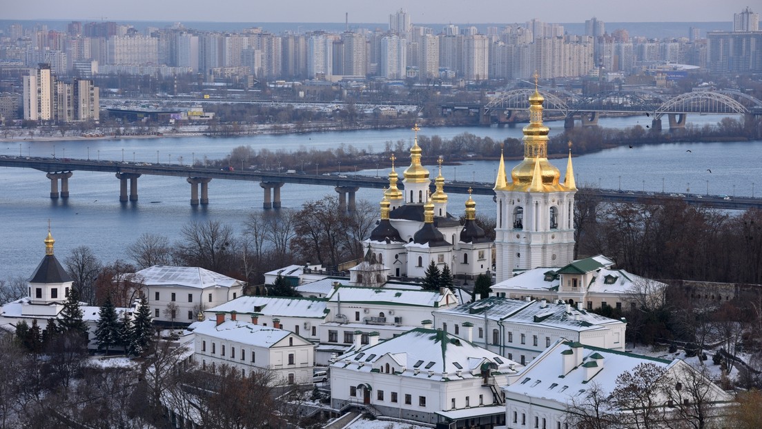 Cortan parte de un dedo a un creyente al ocupar por la fuerza una iglesia ortodoxa en Ucrania (VIDEO)
