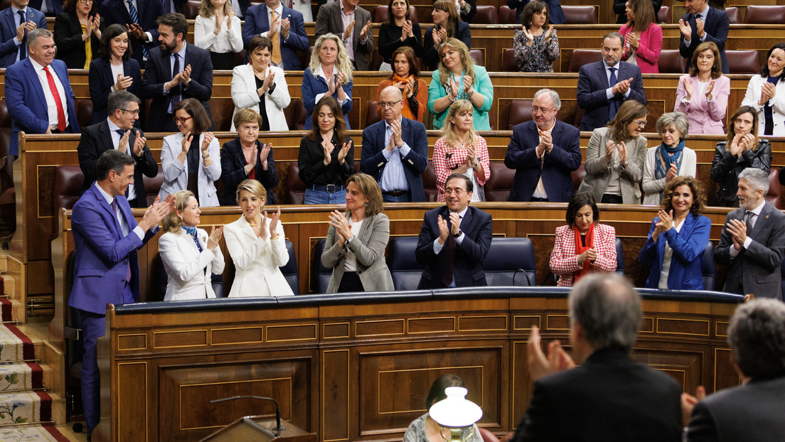 El presidente del Gobierno español recaba el apoyo del Congreso en el primer asalto de la moción de censura