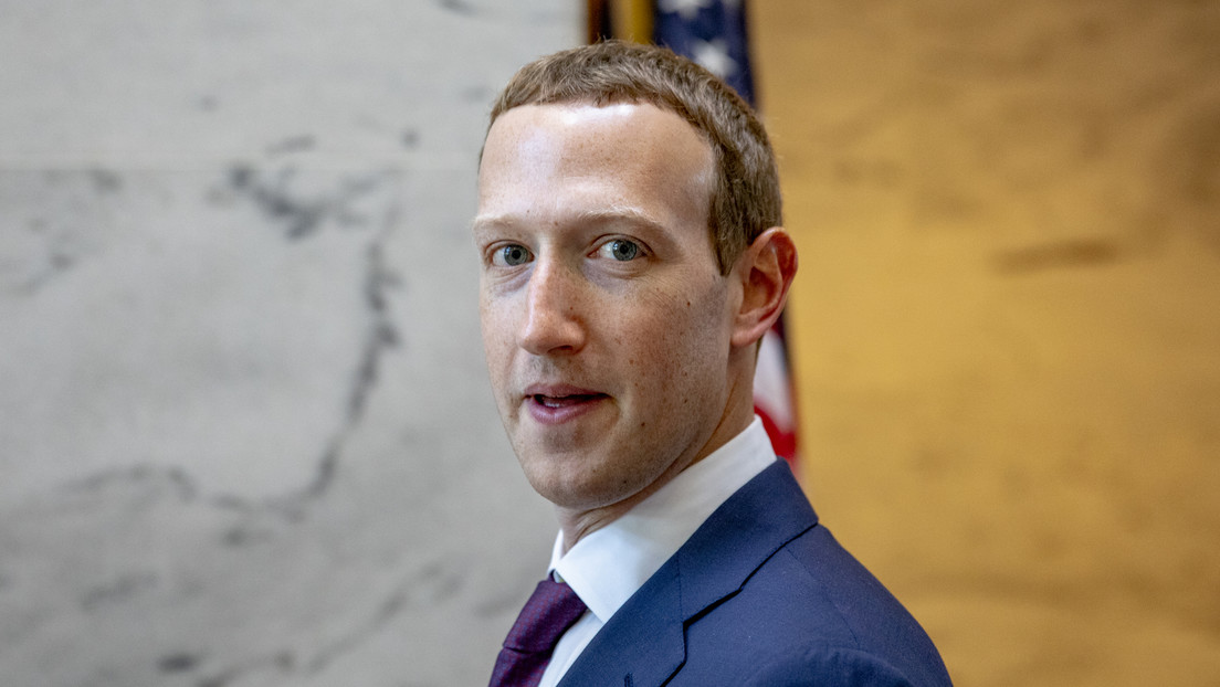 "Por favor, renuncie": Zuckerberg acusa de "traición" a empleados de Facebook en un correo electrónico filtrado
