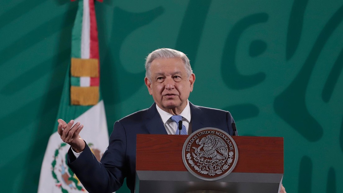 "Son de la mafia del poder": López Obrador, sobre la Suprema Corte tras la suspensión del 'Plan B'