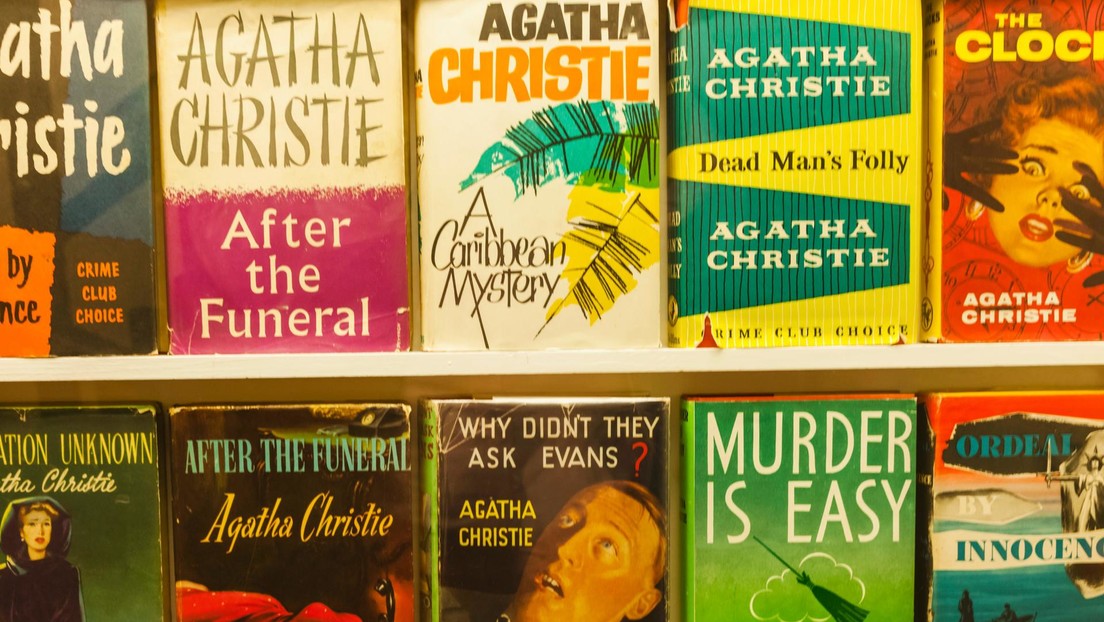 Reeditan obras clásicas de Agatha Christie para evitar ofender al público moderno