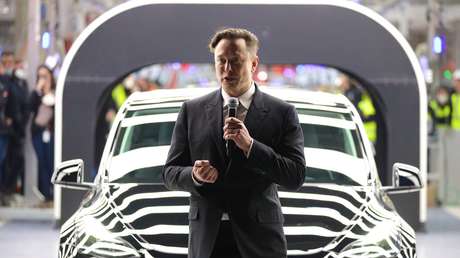 Tesla promete reducir a la mitad sus costos de producción de vehículos eléctricos