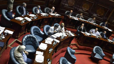 El Senado uruguayo hace un minuto de silencio por una exlegisladora que seguía viva