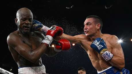 Con una brutal paliza, Tim Tszyu acaba con Tony Harrison y reclama el cinturón interino superwélter (VIDEO)