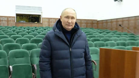 Putin realiza un viaje de trabajo a la ciudad de Mariúpol (VIDEO)