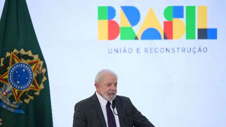 Lula relanza el programa 'Más Médicos' para dar atención en zonas pobres y aisladas de Brasil
