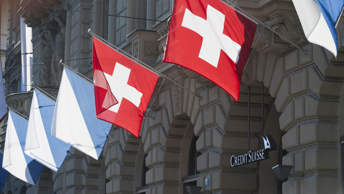 Regulador financiero suizo explica por qué la absorción de Credit Suisse por UBS fue "la mejor opción disponible"