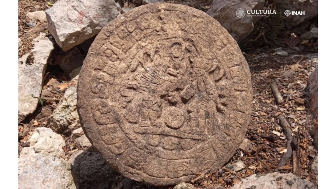 Hallan en México un marcador del Juego de Pelota con un texto jeroglífico maya completo (FOTOS)